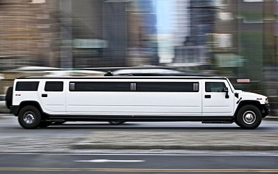 hummerlimo2 Chicago Sporting Events Limousine